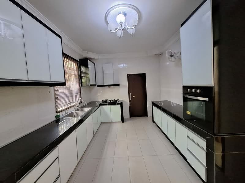 Rumah Berkembar untuk Dijual di Taman Tasik Prima (Puchong) - Shanice Low - Kitchen - PropertyGuru.com.my