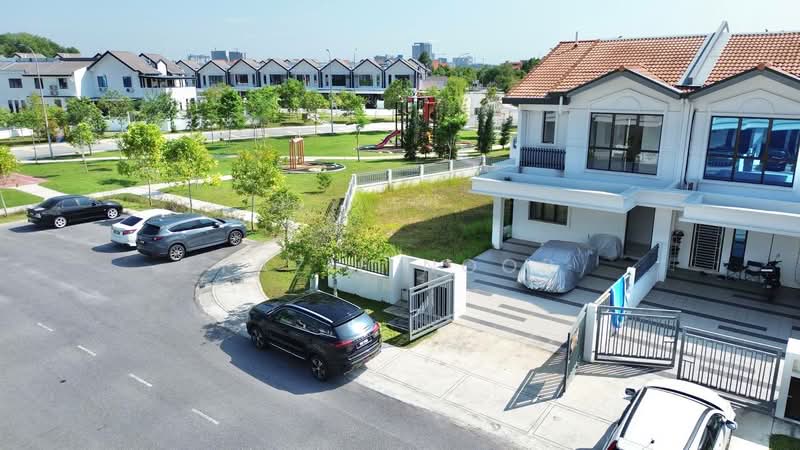 Rumah Teres 2 Tingkat untuk Dijual di Bandar Baru Bangi (Selangor) - Fazie Noor - Exterior - PropertyGuru.com.my