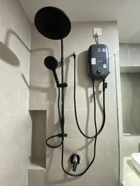 Service Residence for Rent at Melawati : Park One - Kenny Lee - Bathroom - PropertyGuru.com.my