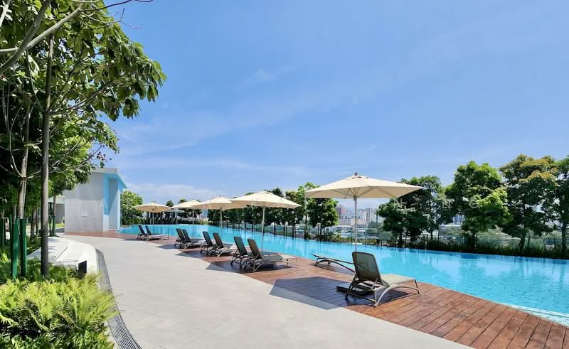 Servis Apartment untuk Dijual di The Era @ Duta North - Darren Kai Xin Ng - Pool - PropertyGuru.com.my