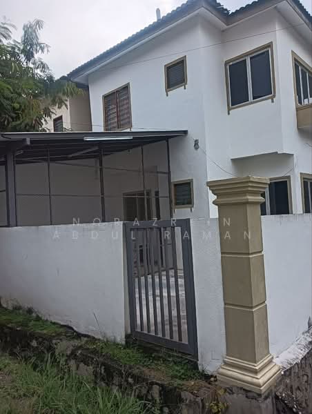 2-storey Terraced House for Sale in Bandar Puncak Alam (Puncak Alam) - Norazrein Abdul Raman - Exterior - PropertyGuru.com.my