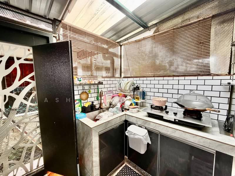 Rumah Teres 2 Tingkat untuk Dijual di Taman Sentosa (Klang) - Ashraff Daniel - Kitchen - PropertyGuru.com.my