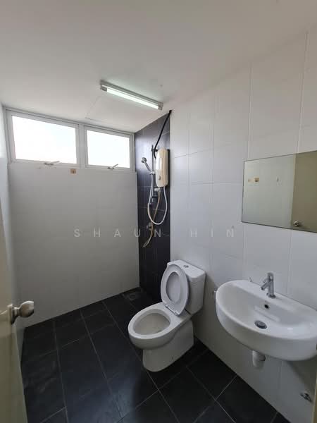 Servis Apartment untuk Disewa di Pacific Place - Shaun Hin - Bathroom - PropertyGuru.com.my