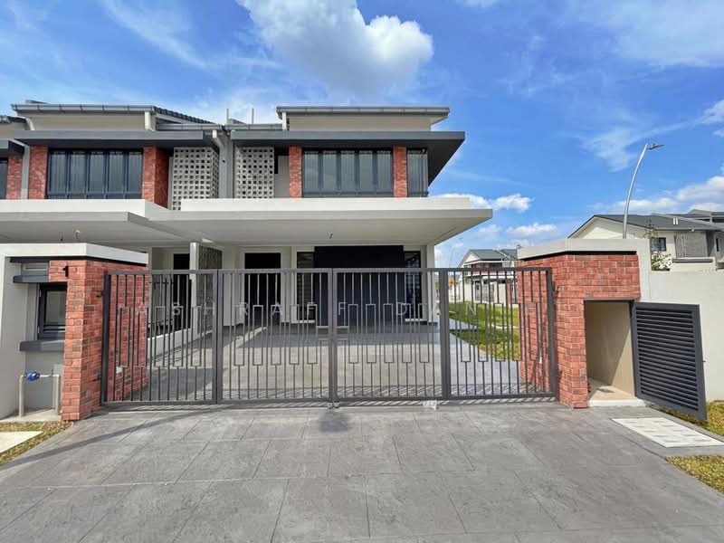 2-storey Terraced House for Sale in Elmina (Shah Alam) - Ashraff Daniel - PropertyGuru.com.my