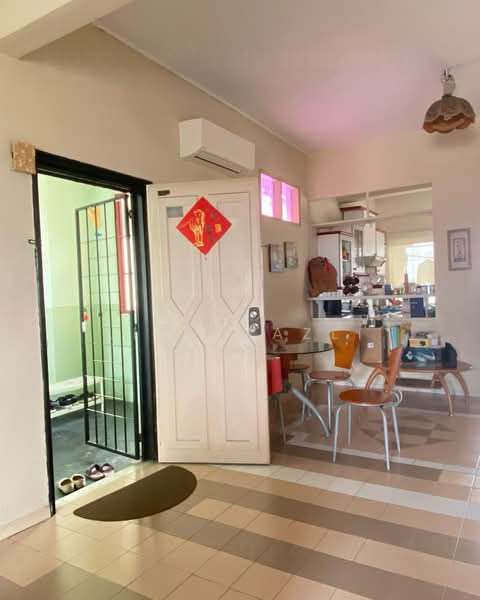 Apartment for Sale at Subang Jaya Lafite - Liza Mazli - Entrance - PropertyGuru.com.my
