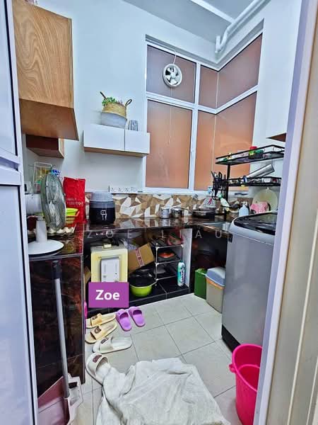 Kondominium untuk Dijual di Ferringhi Residence 2 - Zoe Liau - Kitchen - PropertyGuru.com.my