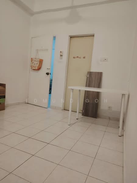 Flat for Rent at Sri Manja Square Petaling Jaya - Edmund Goh - Interior - PropertyGuru.com.my