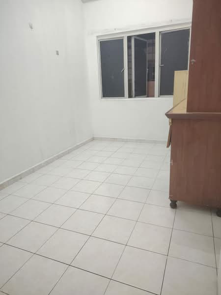 Flat for Rent at Sri Manja Square Petaling Jaya - Edmund Goh - Interior - PropertyGuru.com.my