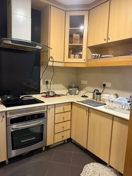 Kondominium untuk Dijual di The Straits View Condominium - Jane Ngoi - Kitchen - PropertyGuru.com.my