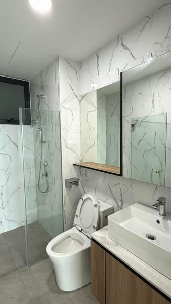 Service Residence for Rent at Savana @ Utropolis - Michelle Chia - Bathroom - PropertyGuru.com.my