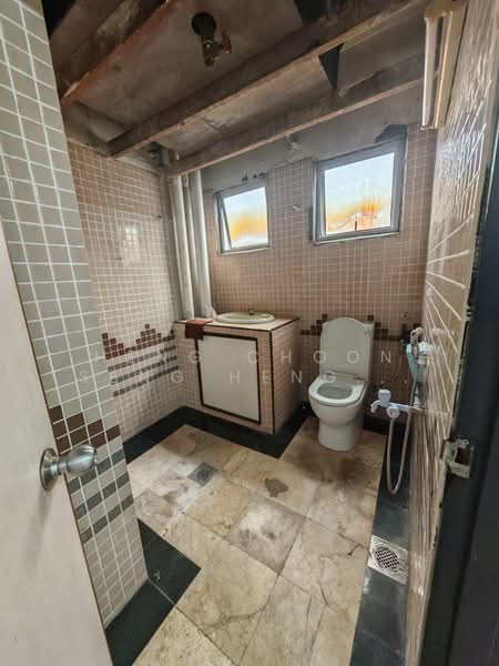 Office for Sale in Kepong (Kuala Lumpur) - heng choon seng heng choon seng - Bathroom - PropertyGuru.com.my