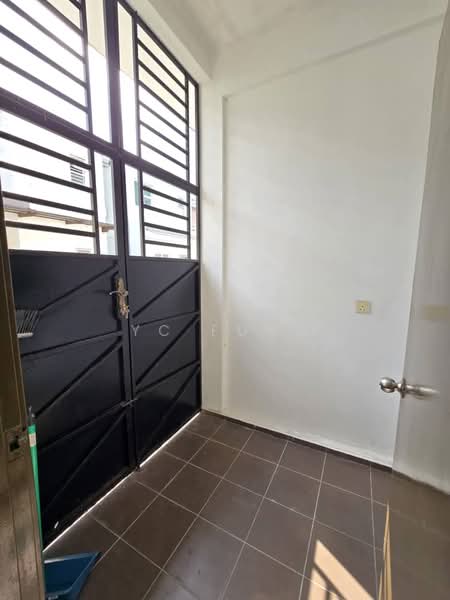 2-storey Terraced House for Rent in Gelang Patah (Johor) - YC Fung - Entrance - PropertyGuru.com.my