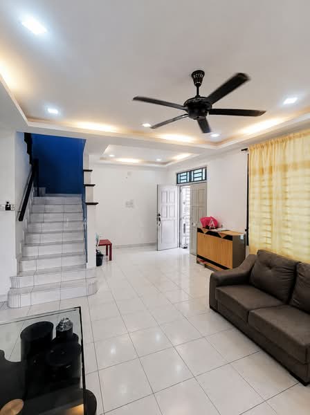 2-storey Terraced House for Sale in Bukit Indah (Iskandar Puteri (Nusajaya)) - Janelle Aw Yong - Living Room - PropertyGuru.com.my