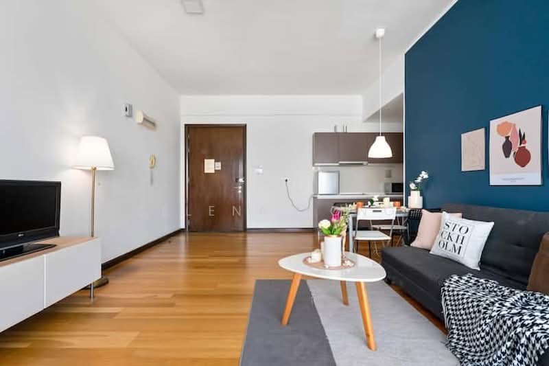 Servis Apartment untuk Dijual di Regalia Residence - SELENA YONG - Living Room - PropertyGuru.com.my