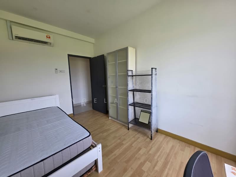 Kondominium untuk Disewa di Cova Suites - Angela Looi - Bedroom - PropertyGuru.com.my