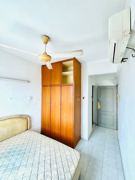 Pangsapuri untuk Disewa di BJ Court Apartment - Jennifer Lee - Bedroom - PropertyGuru.com.my