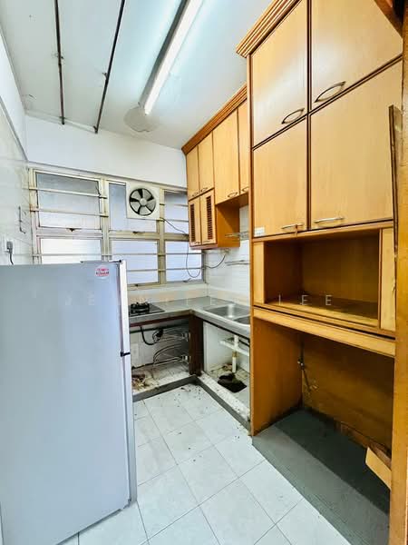 Pangsapuri untuk Disewa di BJ Court Apartment - Jennifer Lee - Kitchen - PropertyGuru.com.my