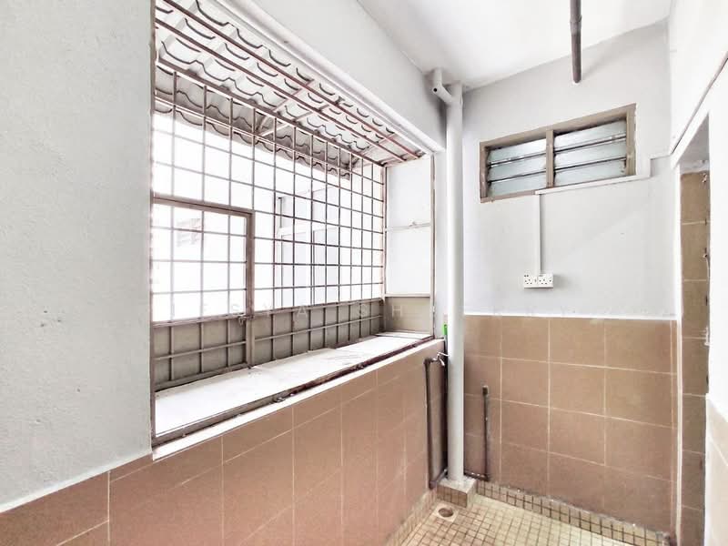 Apartment for Sale at Tasik Heights Apartment - Niesya Shuekry - Balcony - PropertyGuru.com.my