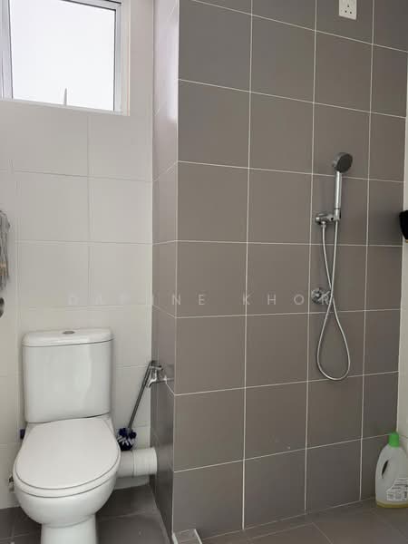 Kondominium untuk Dijual di Elit Heights @ Bayan City - Daphne Khor - Bathroom - PropertyGuru.com.my