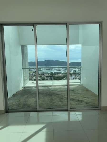 Kondominium untuk Dijual di Elit Heights @ Bayan City - Daphne Khor - Balcony - PropertyGuru.com.my
