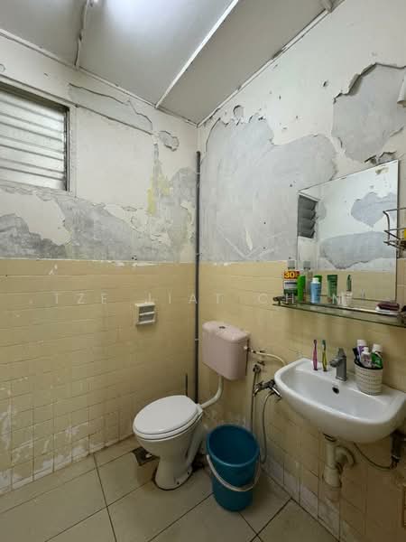 Rumah Teres 1-Tingkat untuk Dijual di Taman Tun Dr Ismail (Kuala Lumpur) - Jack Chin - Bathroom - PropertyGuru.com.my