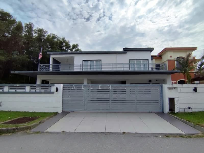Rumah Berkembar untuk Dijual di Taman Lestari Perdana (Seri Kembangan) - Allen . - Exterior - PropertyGuru.com.my