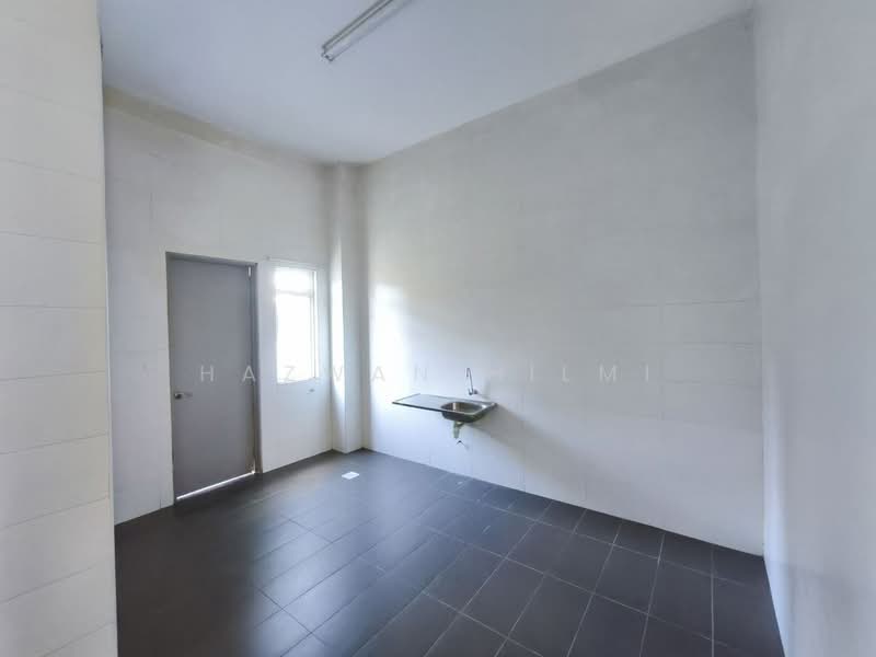 Semi-Detached House for Sale in Canary Garden (Klang) - Hazwan Hilmi - Interior - PropertyGuru.com.my
