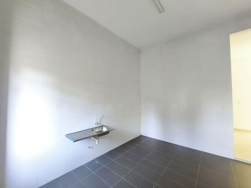 Semi-Detached House for Sale in Canary Garden (Klang) - Hazwan Hilmi - Interior - PropertyGuru.com.my