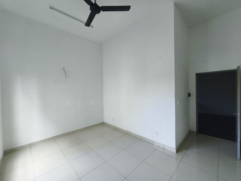 Semi-Detached House for Sale in Canary Garden (Klang) - Hazwan Hilmi - Interior - PropertyGuru.com.my