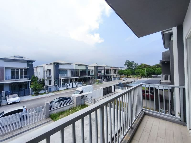 Semi-Detached House for Sale in Canary Garden (Klang) - Hazwan Hilmi - Exterior - PropertyGuru.com.my