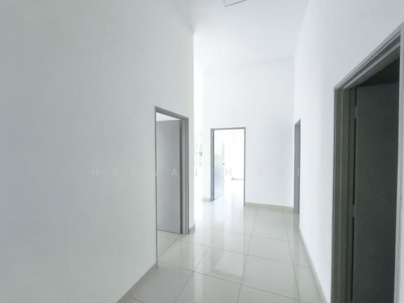 Semi-Detached House for Sale in Canary Garden (Klang) - Hazwan Hilmi - Corridor - PropertyGuru.com.my