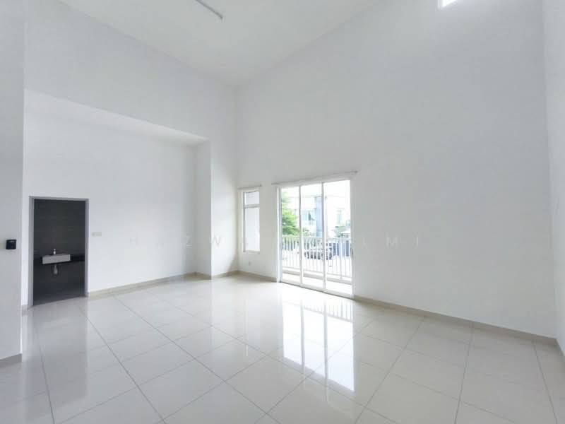 Semi-Detached House for Sale in Canary Garden (Klang) - Hazwan Hilmi - Living Room - PropertyGuru.com.my