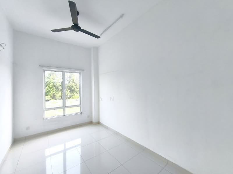 Semi-Detached House for Sale in Canary Garden (Klang) - Hazwan Hilmi - Interior - PropertyGuru.com.my