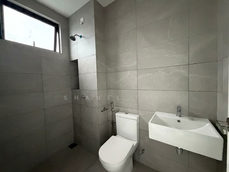 Rumah Teres 2 Tingkat untuk Dijual di Kluang (Johor) - Shanel Tee - Bathroom - PropertyGuru.com.my