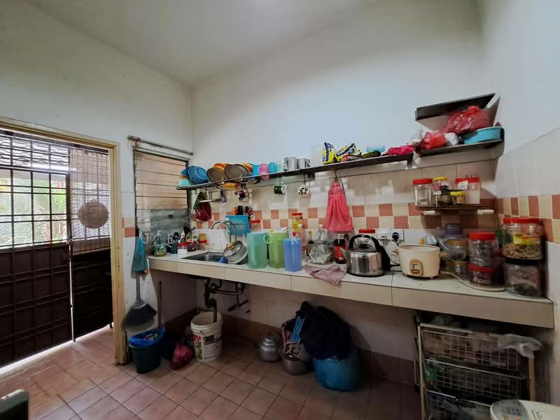 Rumah Teres 2 Tingkat untuk Dijual di Taman Bukit Subang (Shah Alam) - Jerrick Foo - Kitchen - PropertyGuru.com.my