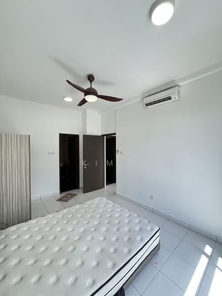 Apartment for Rent at Seri Austin Residence (Pangsapuri Seri Austin) - Kim . - Bedroom - PropertyGuru.com.my