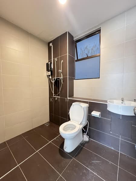 Apartment for Rent at Seri Austin Residence (Pangsapuri Seri Austin) - Kim . - Bathroom - PropertyGuru.com.my