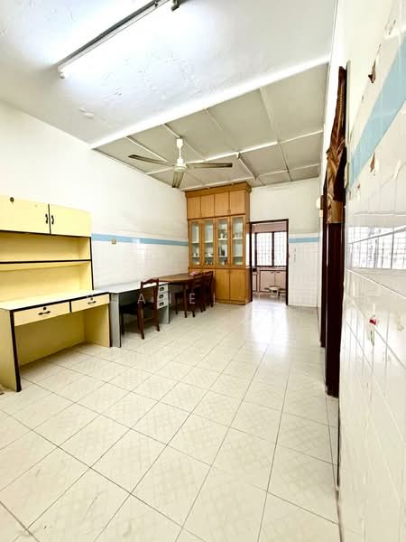 1-storey Terraced House for Sale in Taman Sri Kluang (Kluang) - Shanel Tee - Interior - PropertyGuru.com.my