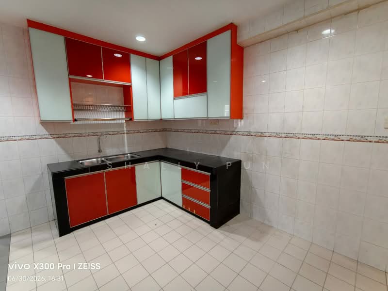 2-storey Terraced House for Rent in Taman Meranti Jaya (Puchong) - Shally Pun - Kitchen - PropertyGuru.com.my
