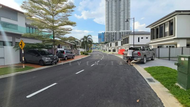 Rumah Berkembar untuk Dijual di Bandar Kinrara (Selangor) - Steven Tan - Exterior - PropertyGuru.com.my