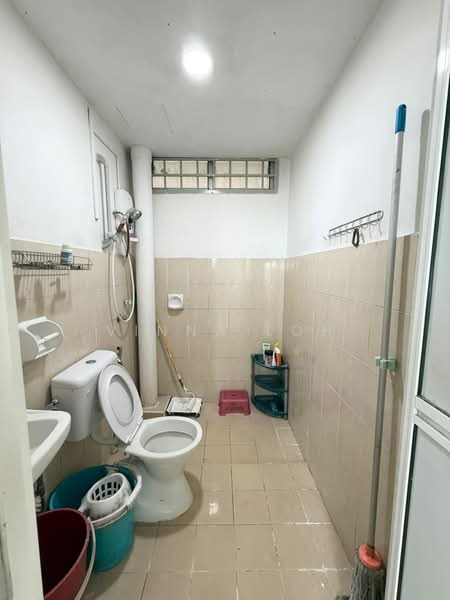 Apartment for Sale at Lake View Suites - Vinna Loh - Bathroom - PropertyGuru.com.my