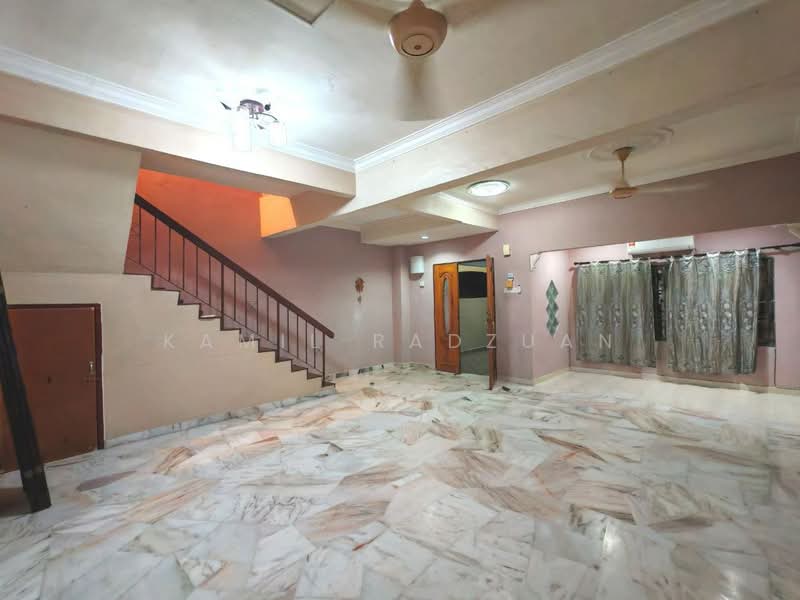 2-storey Terraced House for Rent in Bandar Teknologi Kajang (Kajang) - Kamil Radzuan - Interior - PropertyGuru.com.my