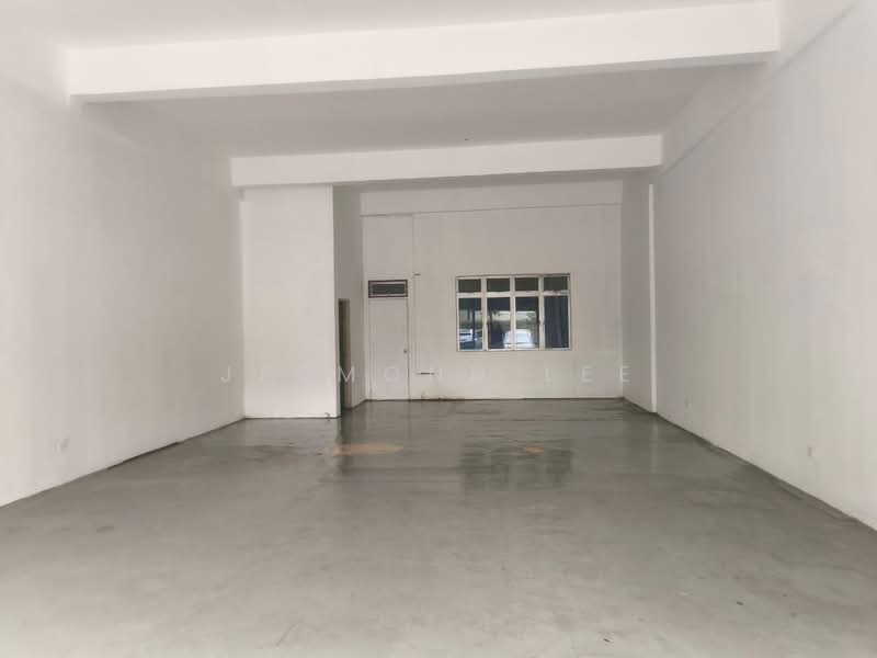 Shop / Office for Rent in Taman Desa Tebrau (Tebrau) - Jesmond Lee - Interior - PropertyGuru.com.my