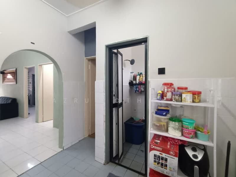 1-storey Terraced House for Sale in Taman Bahau (Bahau) - Azrul Othman - Interior - PropertyGuru.com.my
