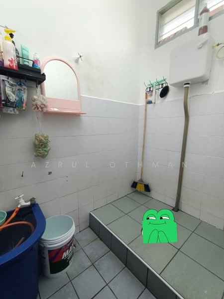 1-storey Terraced House for Sale in Taman Bahau (Bahau) - Azrul Othman - Bathroom - PropertyGuru.com.my