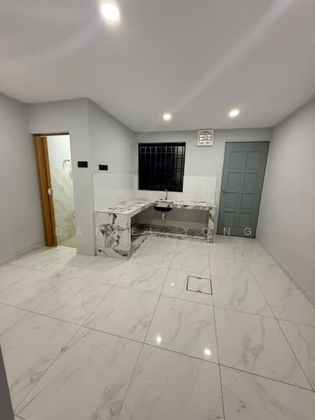 2-storey Terraced House for Sale in Taman Plentong Baru (Masai) - Daniel Yong - Kitchen - PropertyGuru.com.my