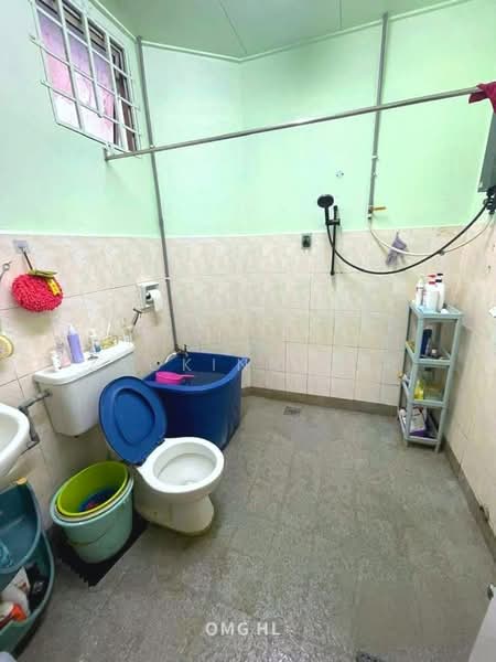 2-storey Terraced House for Sale in Taman Suria Pendamar (Pelabuhan Klang) - Zackinn Hoi - Bathroom - PropertyGuru.com.my