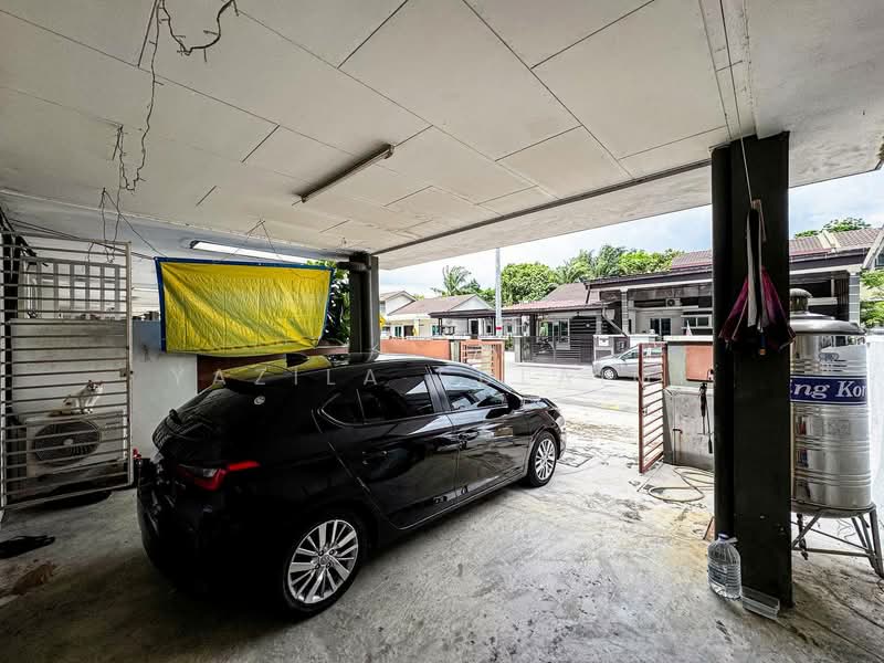 Rumah Teres 2 Tingkat untuk Dijual di Seksyen 32, Bukit Naga (Shah Alam) - Yazila Sulaimi - Exterior - PropertyGuru.com.my