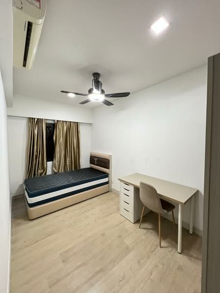 Condominium for Sale at Royalle Condominium - Kent Fatt - Bedroom - PropertyGuru.com.my