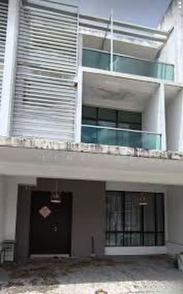 Rumah Teres 3 Tingkat untuk Dijual di Kinrara Residence (Puchong) - Lenz Tee - Exterior - PropertyGuru.com.my